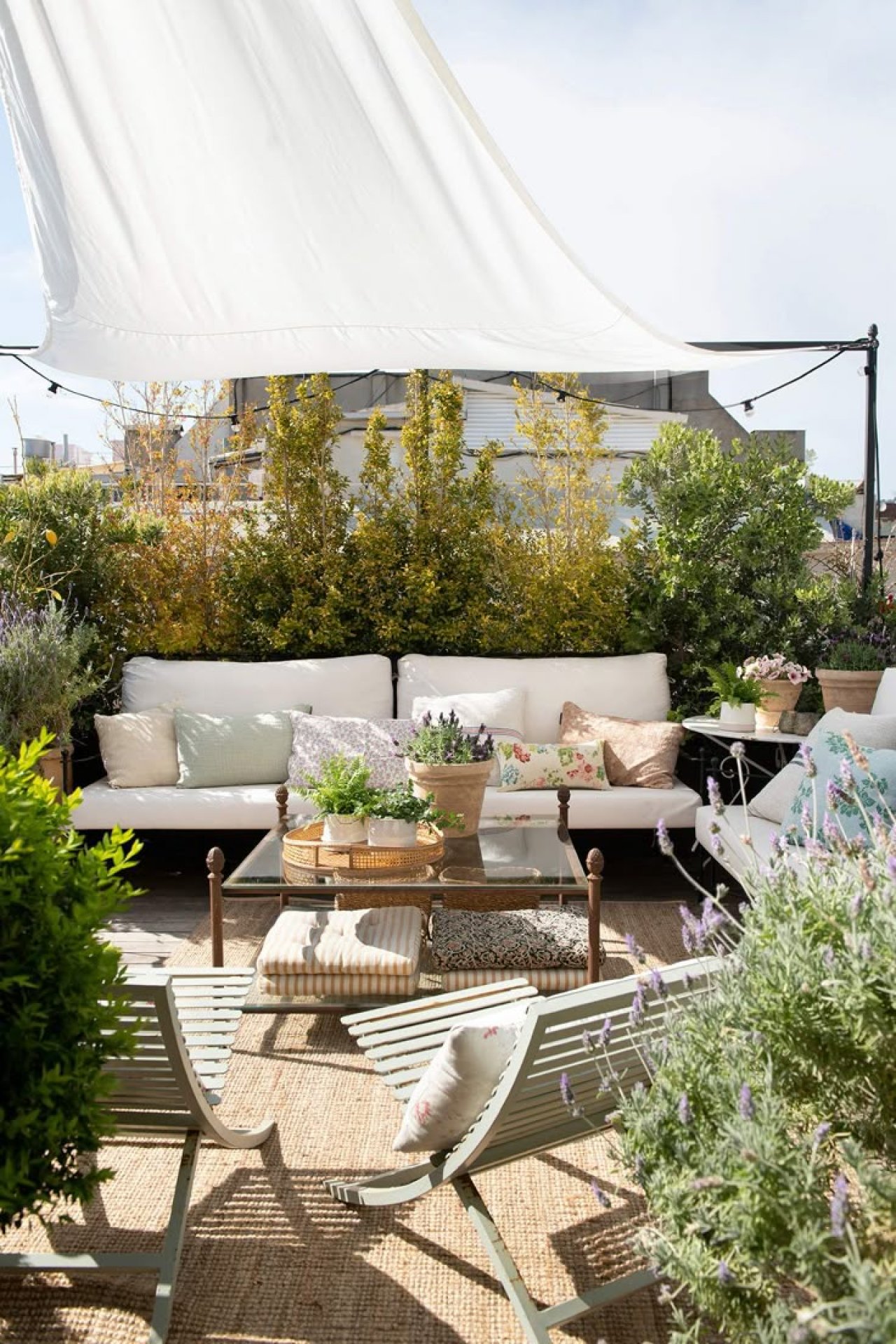 Garden Lounge dengan Sofa Outdoor